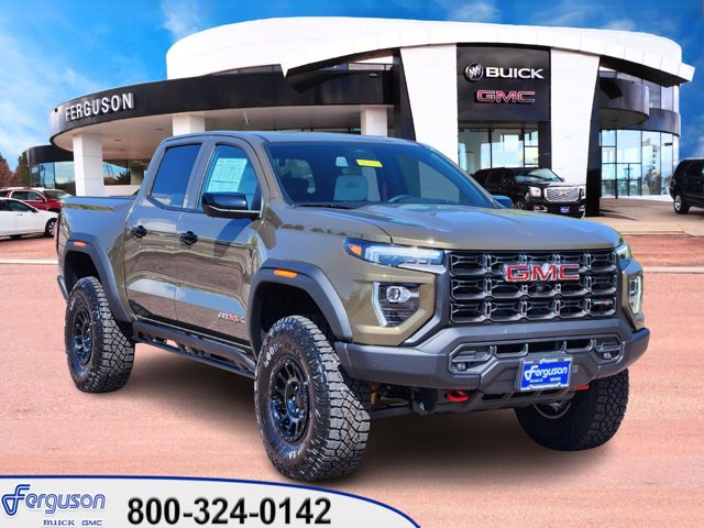2025 GMC Canyon 4WD AT4