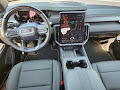 2025 GMC Acadia AWD AT4