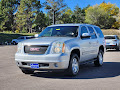 2011 GMC Yukon SLE